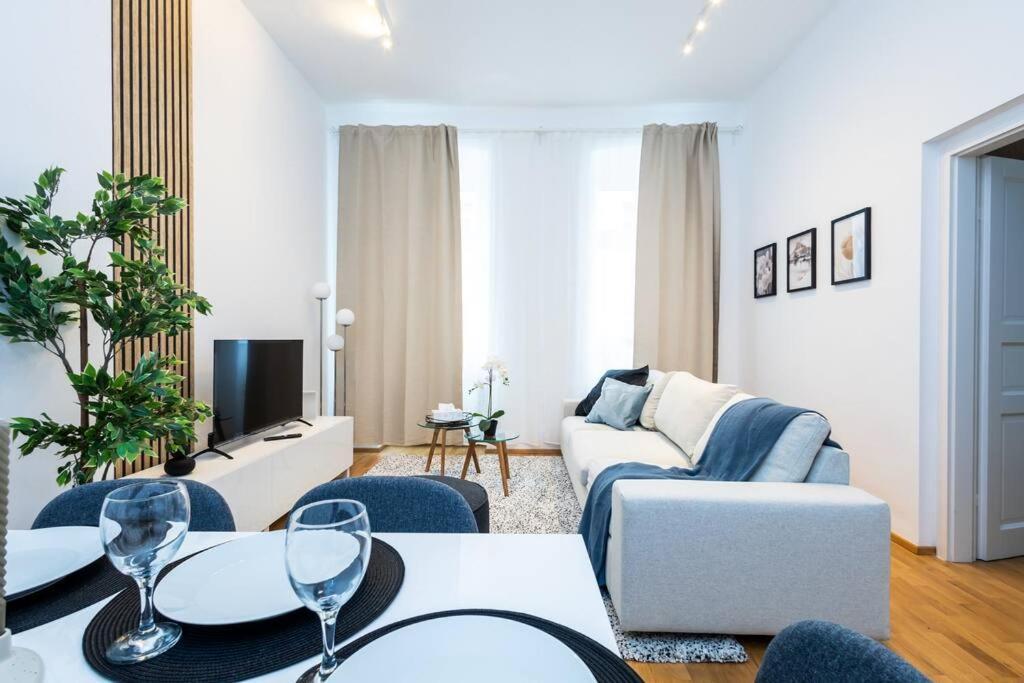 Orestaliving - Spacious 2Br On The Danube Canal Wien Eksteriør bilde